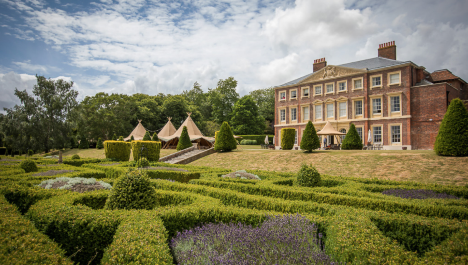 Screen shot at resized social57022